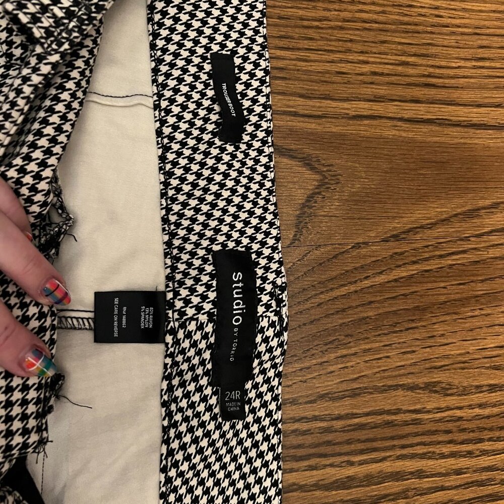 Torrid Studio Pointe Pant - Picture 4 of 5